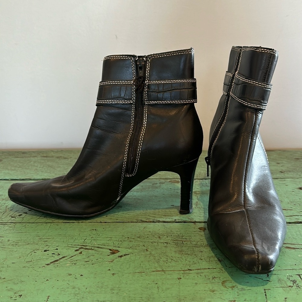 Women’s Predictions Black Leather Ankle Boot Size 7 - Picture 1 of 10